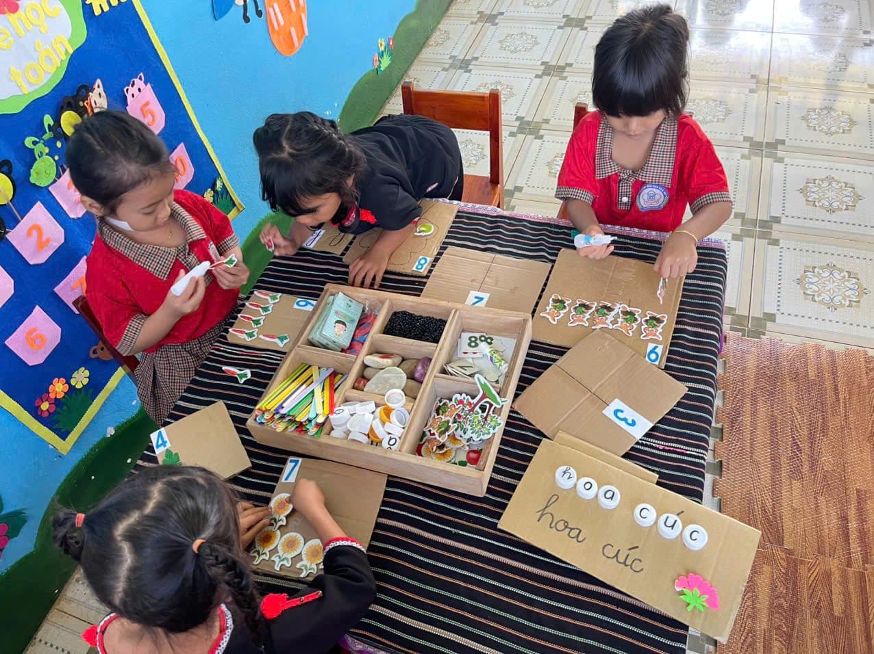 Khám phá khu vườn